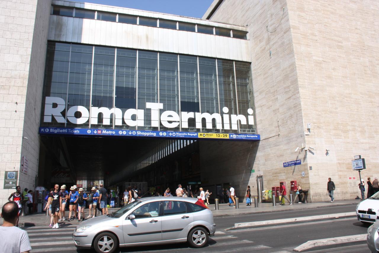 מלון Roma Castle Termini מראה חיצוני תמונה